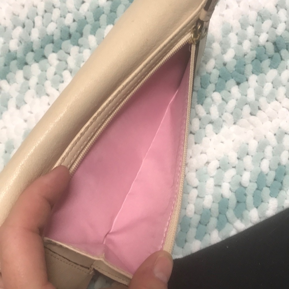 Coach Wallet - Picture 6 of 6